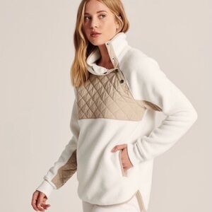 Abercrombie & Fitch Asymmetrical Button Up Quilted Sweater